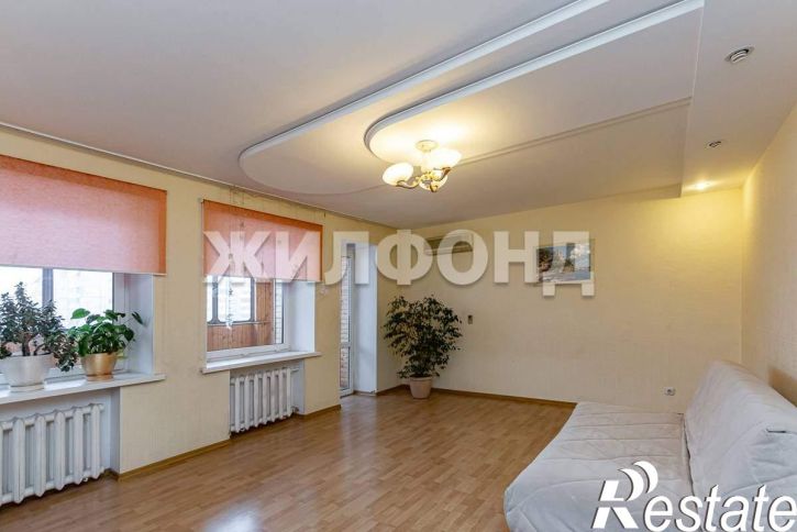 6-комн квартира Попова улица, д.98А
