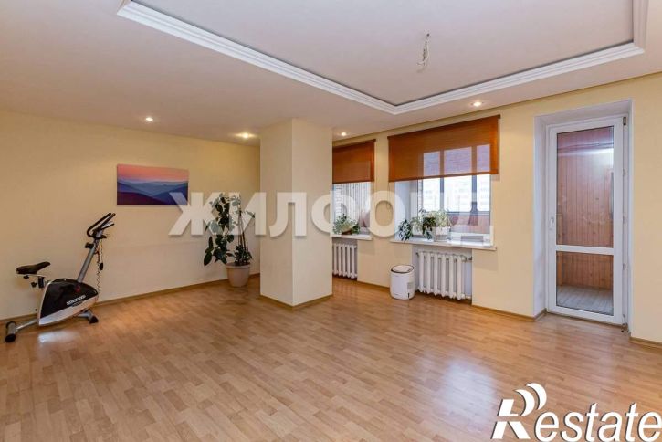 6-комн квартира Попова улица, д.98А