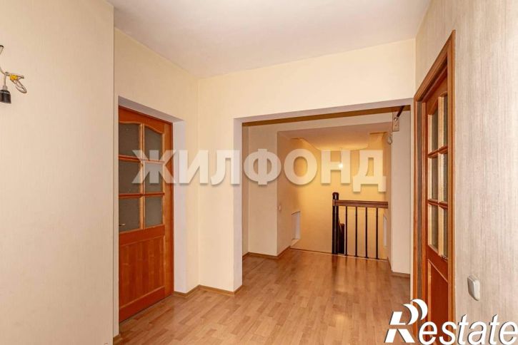6-комн квартира Попова улица, д.98А