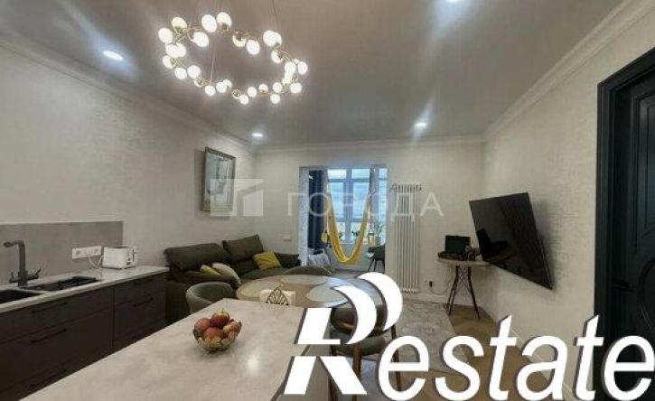 3-комн квартира улица Профинтерна, 28А,  д. 28А
