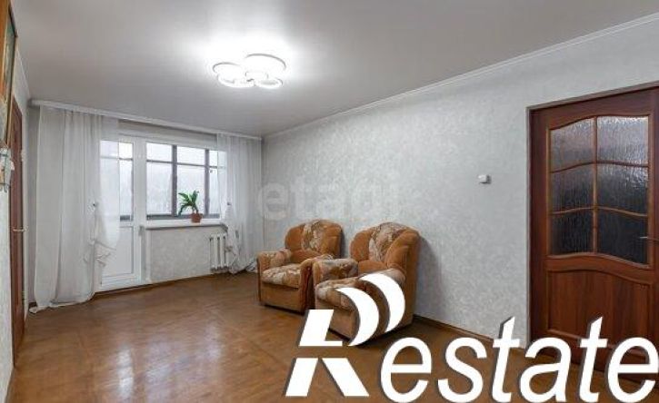 4-комн квартира улица Антона Петрова, 152,  д. 152