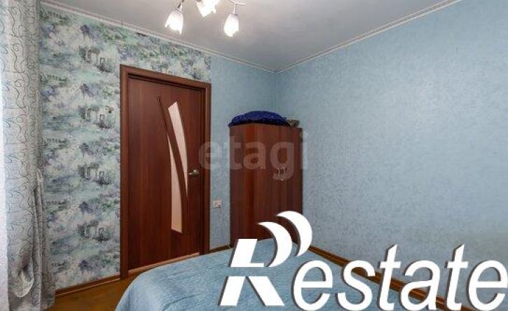 4-комн квартира улица Антона Петрова, 152,  д. 152