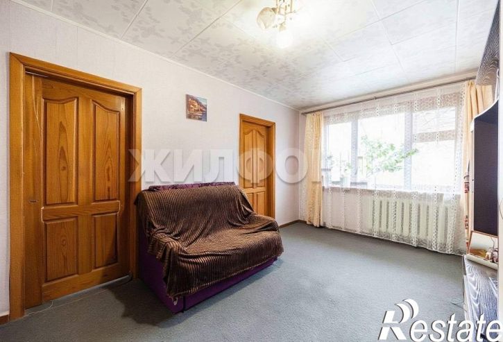3-комн квартира Антона Петрова улица, д.134
