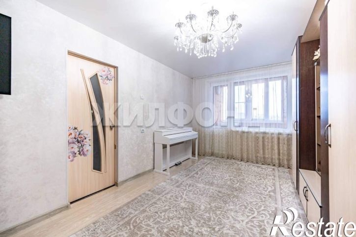 2-комн квартира Чудненко улица, д.83