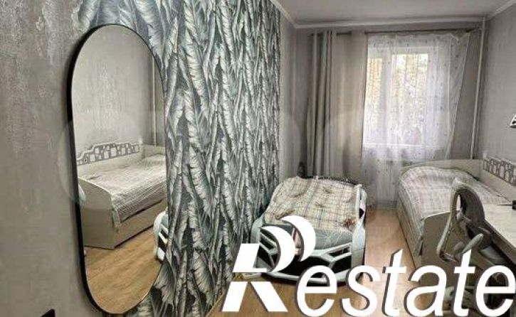 2-комн квартира улица Юрина, 225,  д. 225