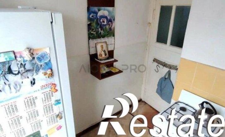 3-комн квартира улица Германа Титова, 27,  д. 27